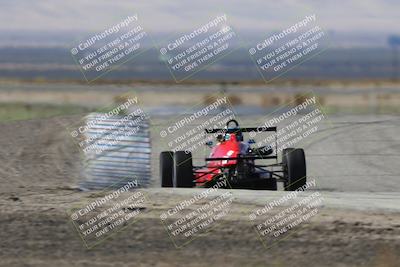 media/Oct-26-2025-CalClub SCCA (Sun) [[8ce1e69566]]/Group 3/Grapevine/